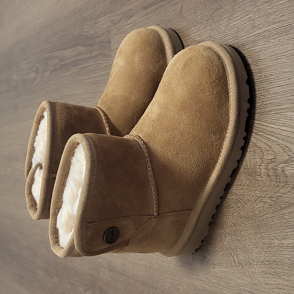 NWT uggs ugg boots
